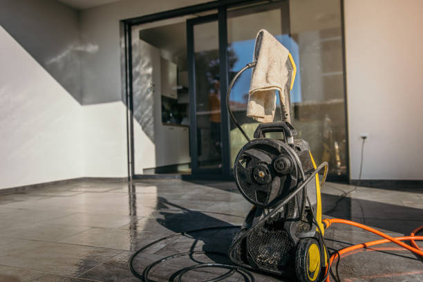 Best Graffiti Removal  in Algona, IA